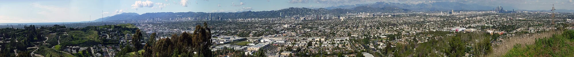 Wide view across the Los Angeles basin from Baldwin Hills